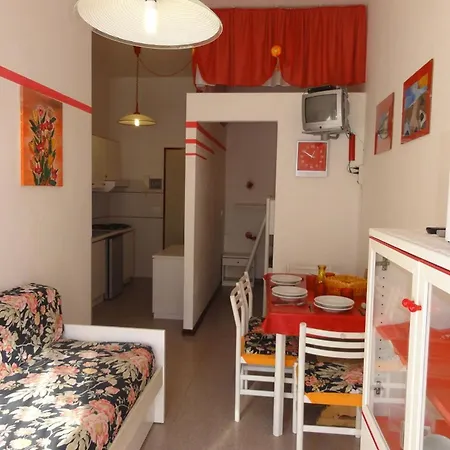 Beachside With Outdoor Space * Bibione