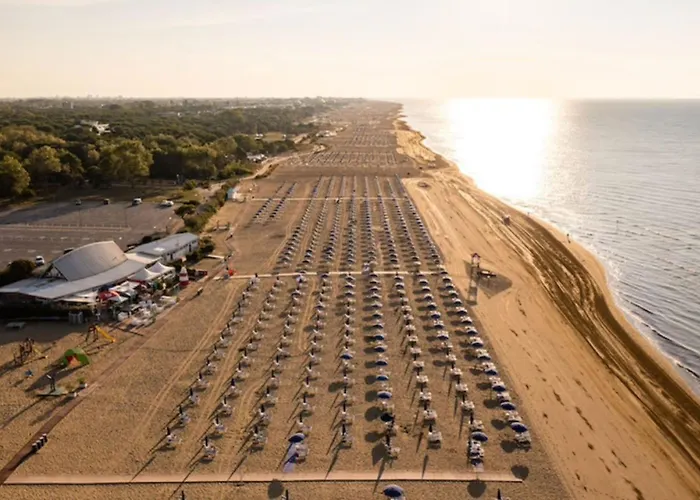 Beachside With Outdoor Space Daire